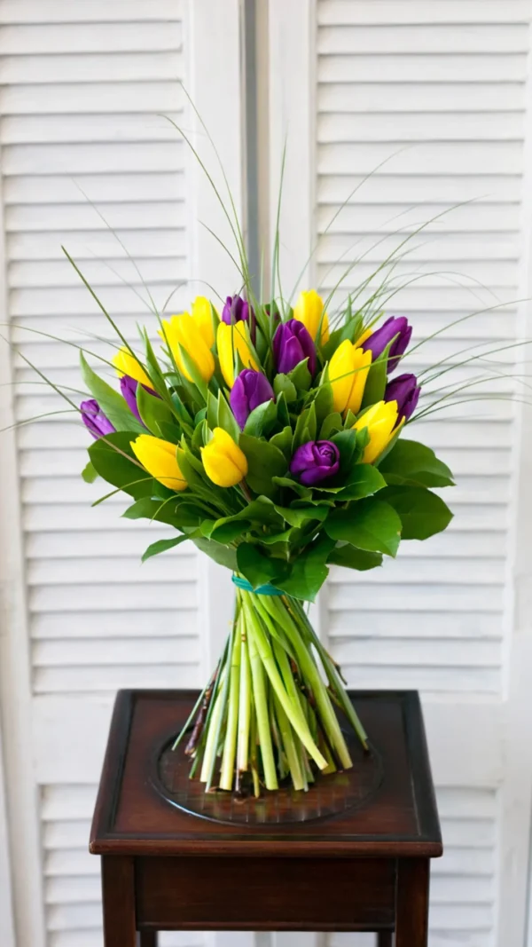 floraison_mpouketo_toulipes_kitrino_kai_mov_a